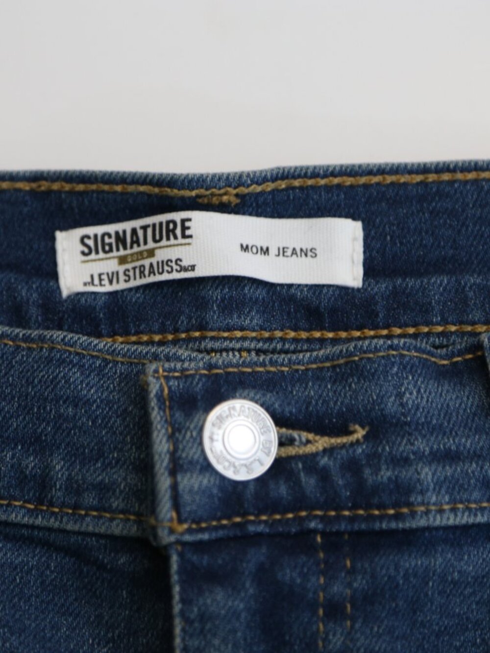 Levi Strauss Signature Gold Mom Jeans Distressed Women’s 29 - Picture 4 of 6